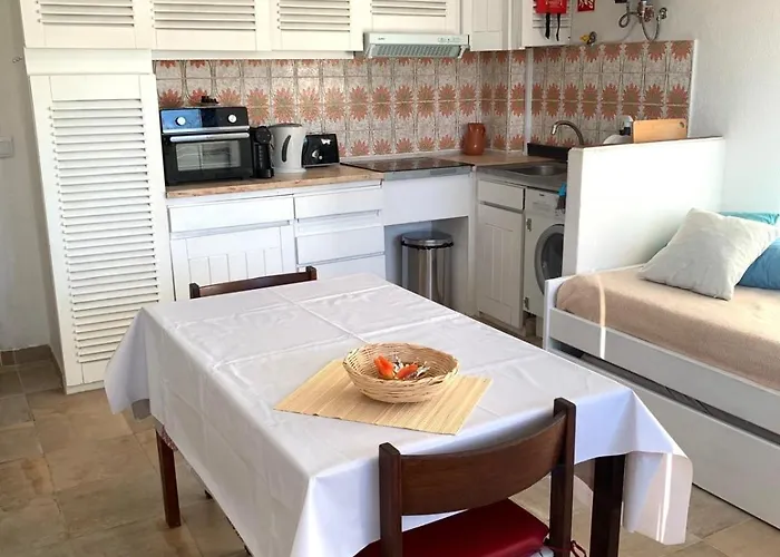 Casa Oura Located 100 Metres From The شقة *