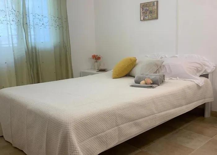 Casa Oura Located 100 Metres From The البوفيرا