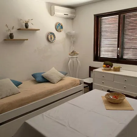 Casa Oura Located 100 Metres From The *