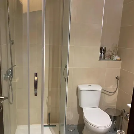 Casa Oura Located 100 Metres From The Apartment